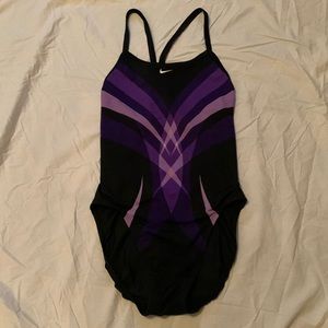 Women’s size 36 Speedo one piece bathing suit.